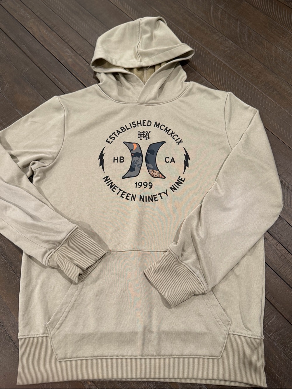 Hurley Beige Graphic Pullover Hoodie with Logo Crest